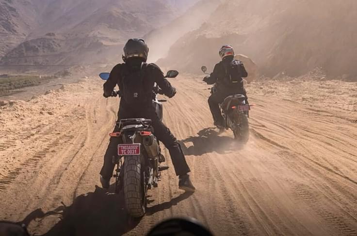 With testing now in full swing, the Himalayan 750’s market debut seems imminent. Himalayan 750 and Electric Himalayan off the road